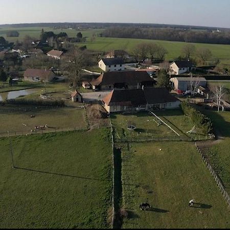 La Ferme De La Chassagne Hotel Devrouze Exterior foto